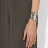 Το βραχιόλι Ring-Pull Το βραχιόλι Ring-Pull